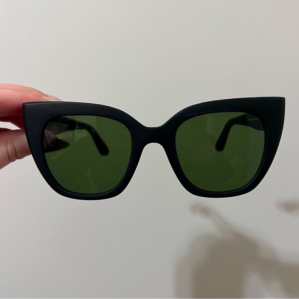 Black Sydney Sunglasses